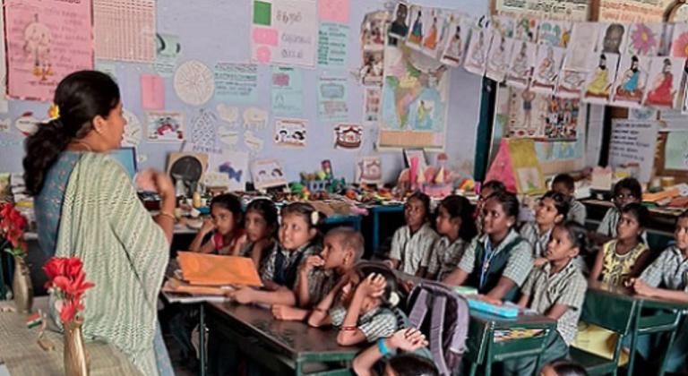 Kanavu School of English Opens at Ramalingam Middle school